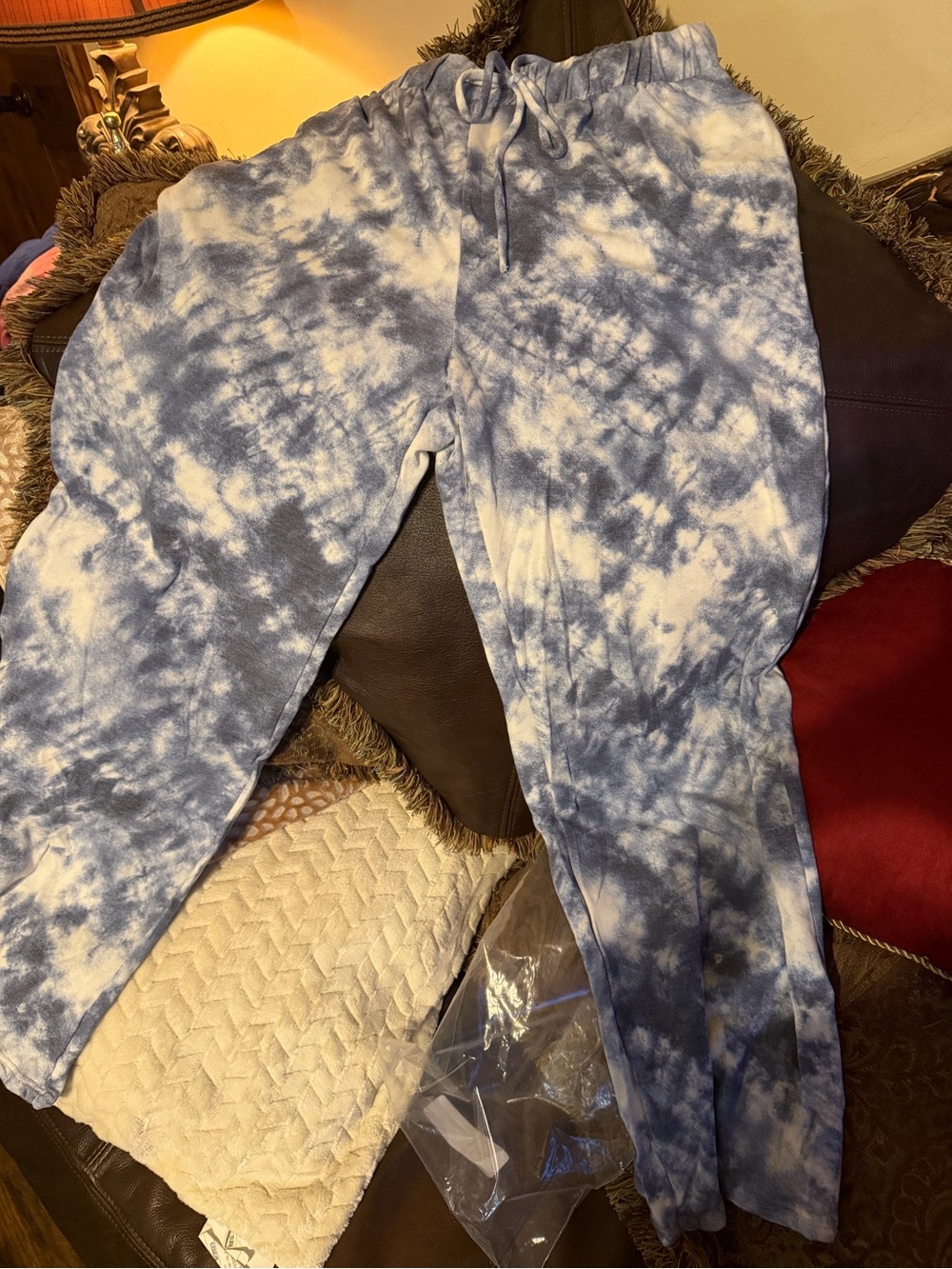Blue & White Tie-Dye Jogger knit pants sz large